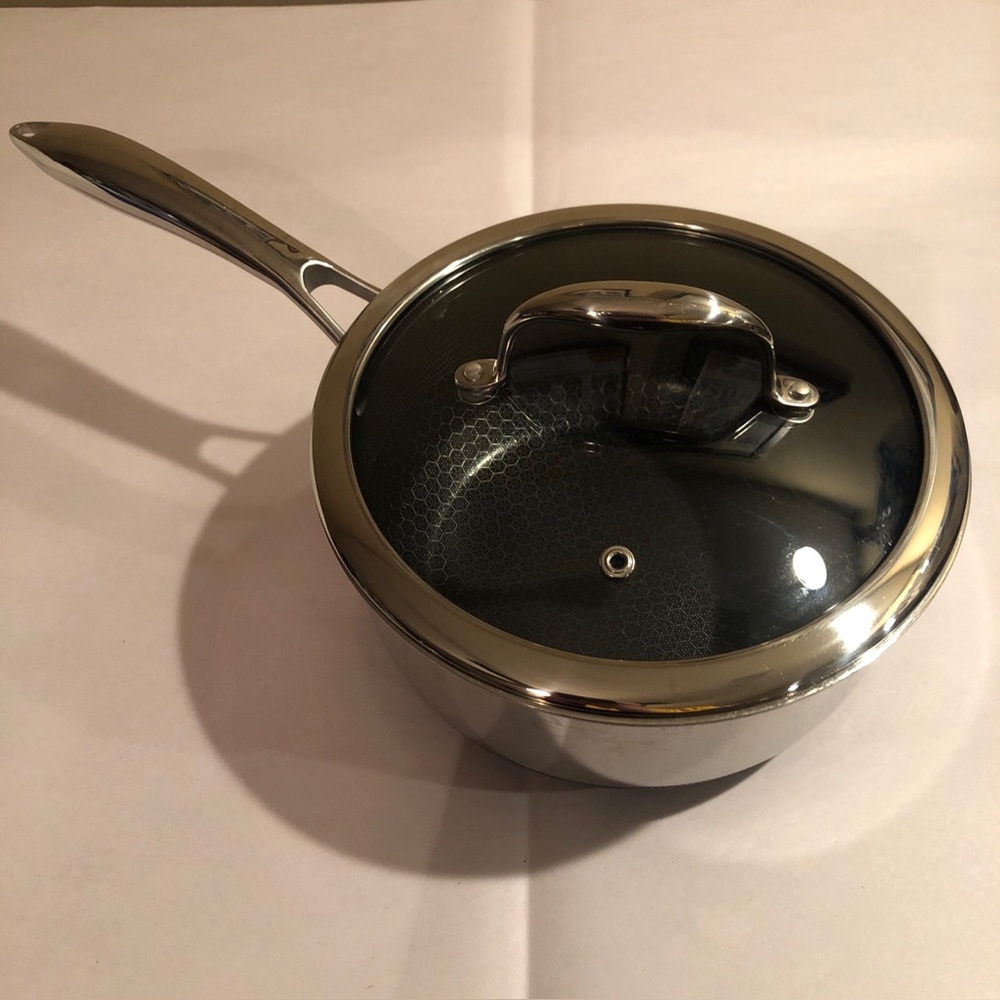 Hexclad 3QT Hybrid Non-Stick Stainless Steel Pot Saucepan with 8” Glass Lid